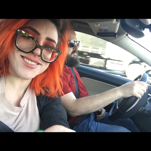 Greetings Earthlings! - Picture 4 of 7